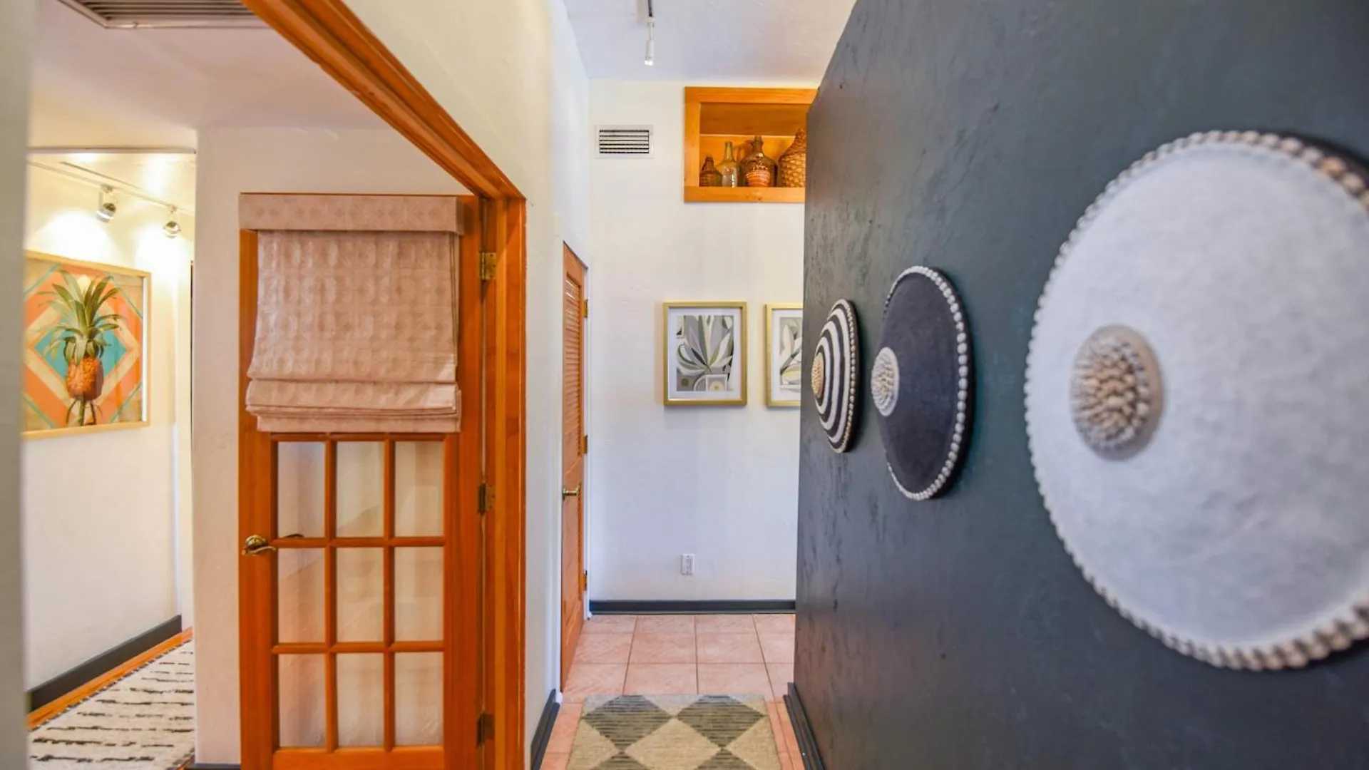 New Green Pineapple Palloza - Bright & Modern On Duval Key West 0*,