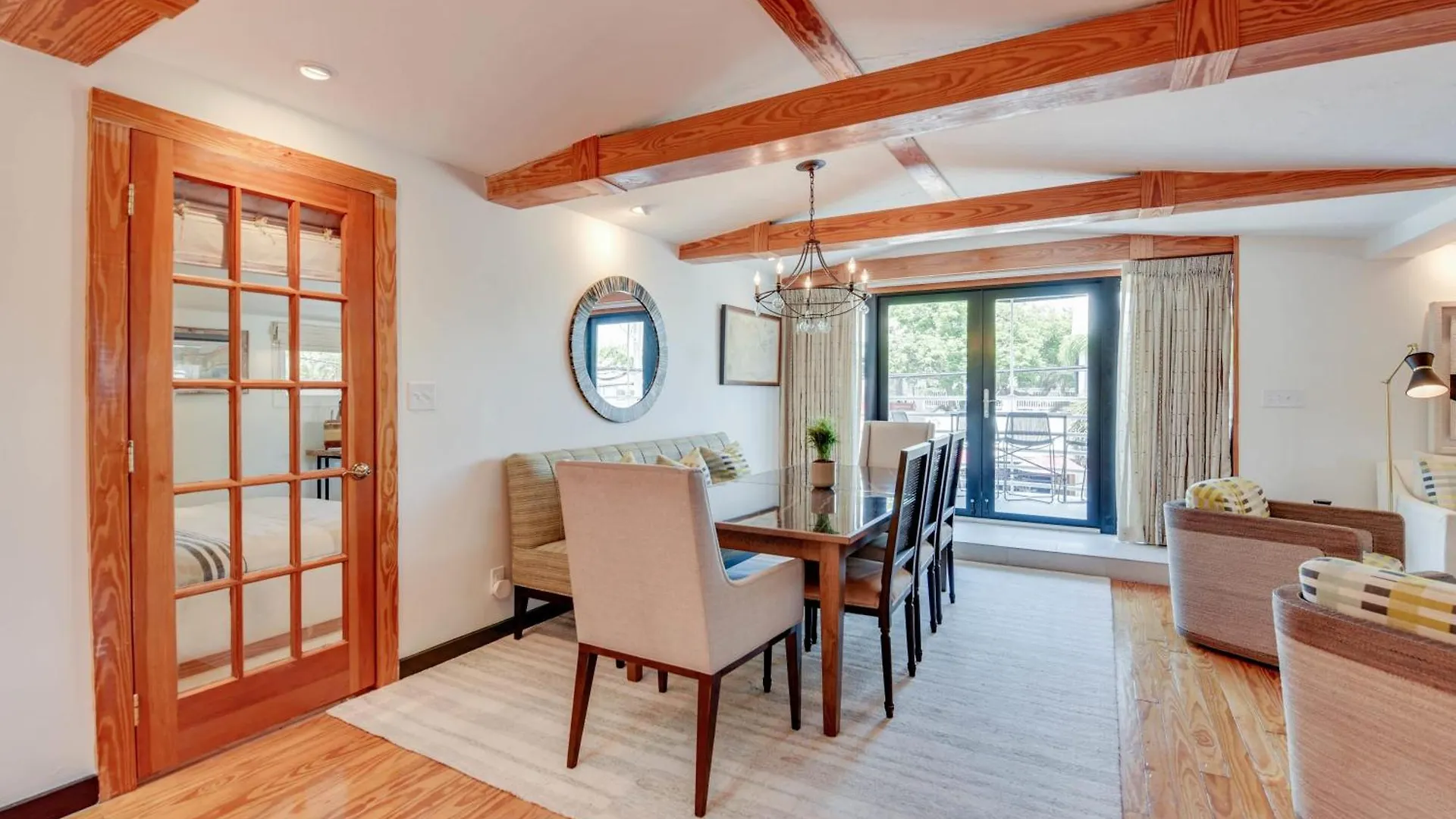 New Green Pineapple Palloza - Bright & Modern On Duval Key West United States