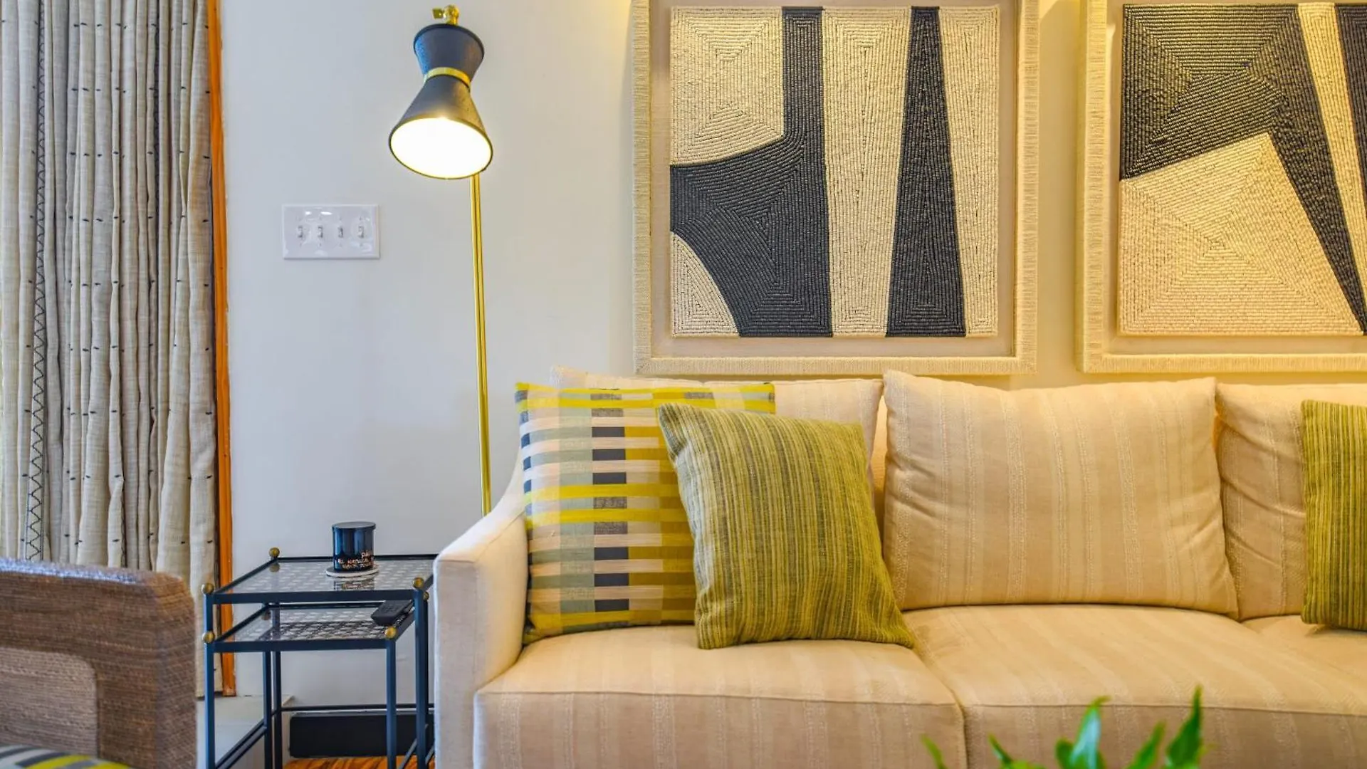 Apartment New Green Pineapple Palloza - Bright & Modern On Duval Key West United States