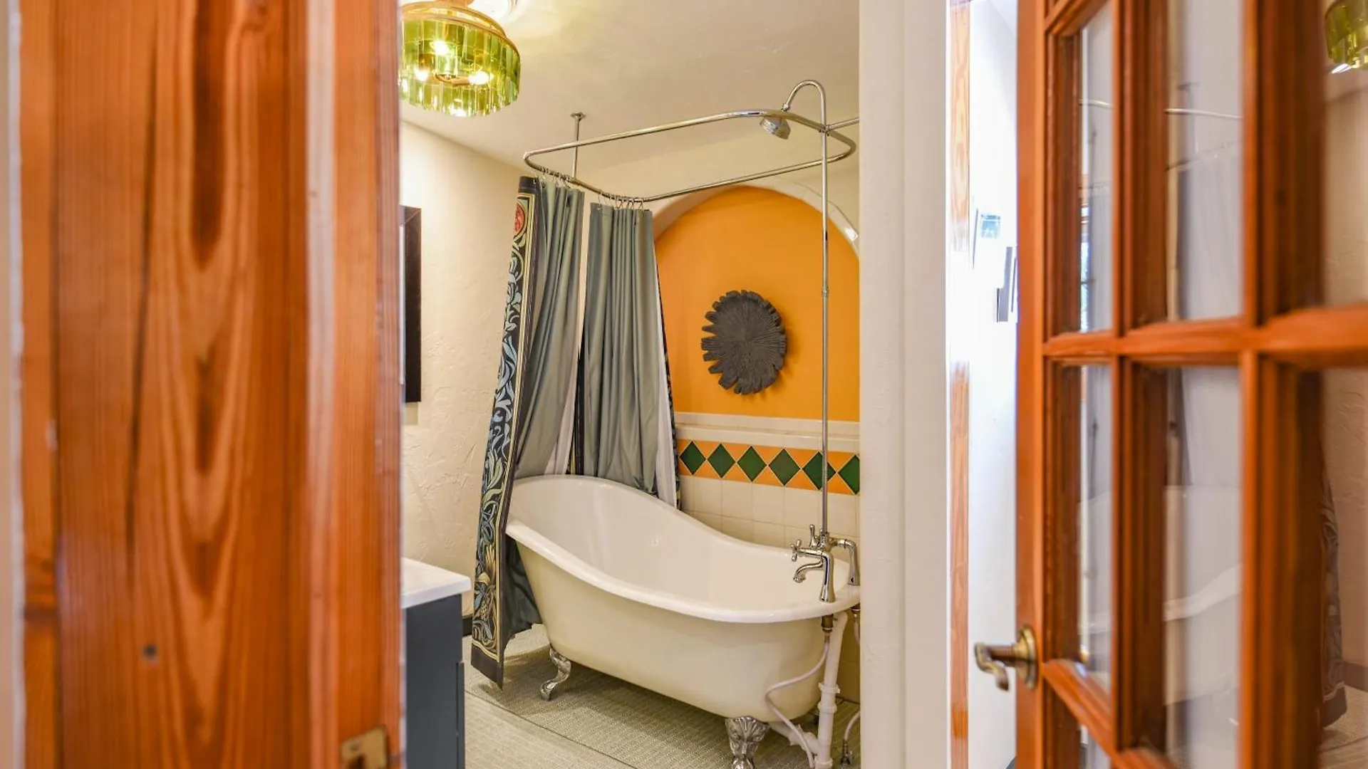 New Green Pineapple Palloza - Bright & Modern On Duval Key West Appartement